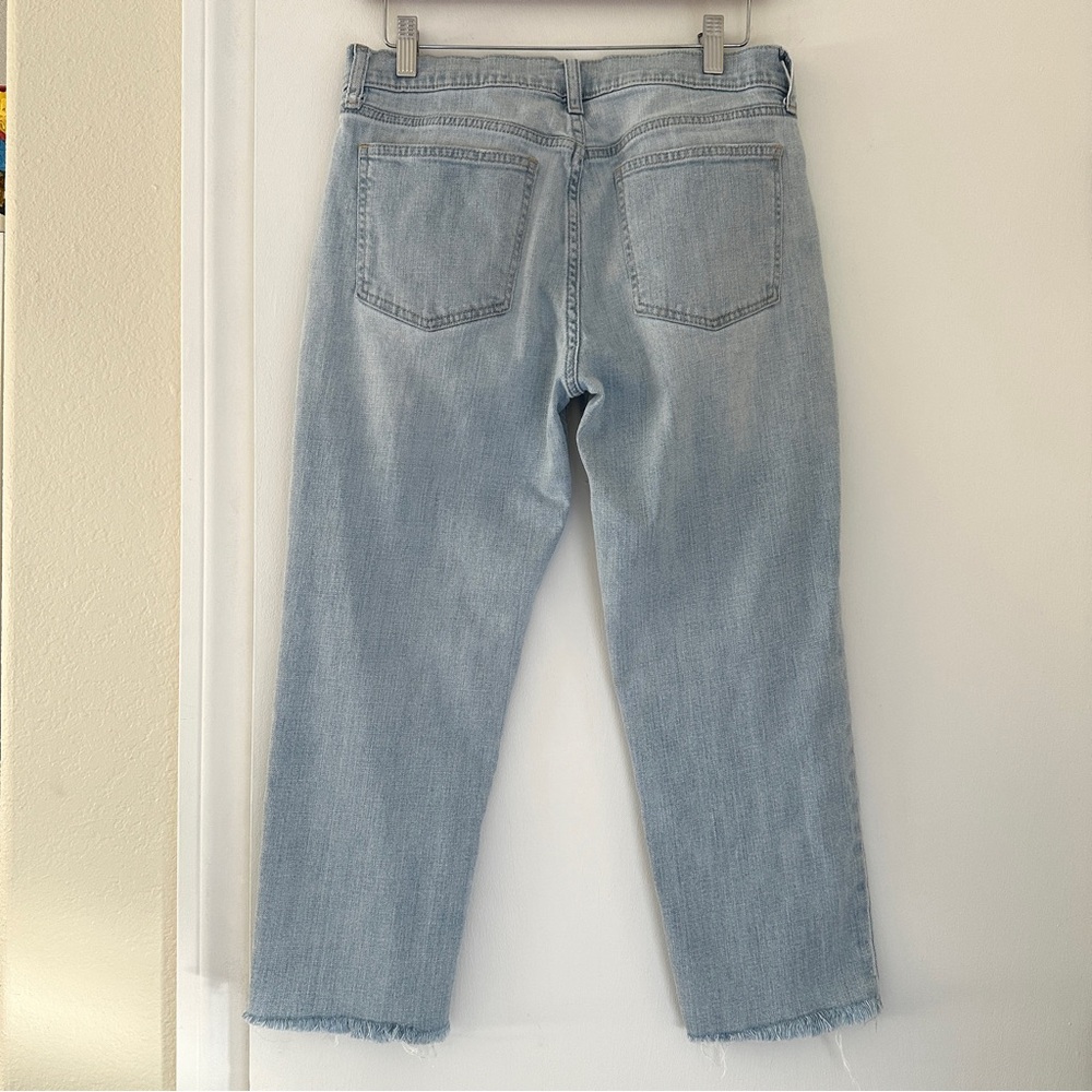 GAP Mid Rise Girlfriend Jeans with Washwell, Light Wash, size 28 SHORT - Picture 5 of 10
